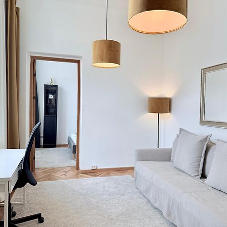 Tyzen39&38 Luxury Apartment Вилнюс Екстериор снимка