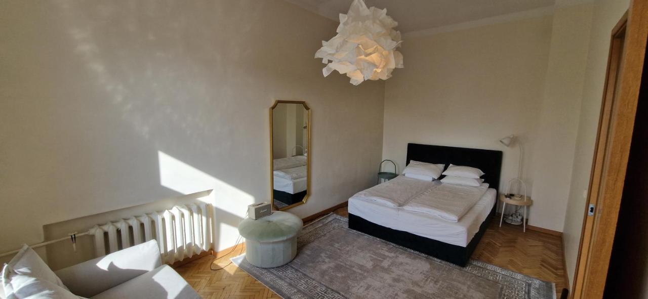 Tyzen39&38 Luxury Apartment Вилнюс Екстериор снимка