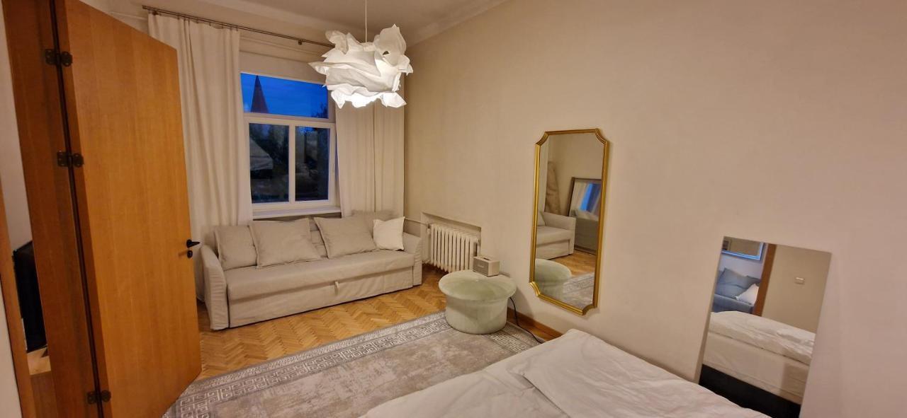 Tyzen39&38 Luxury Apartment Вилнюс Екстериор снимка