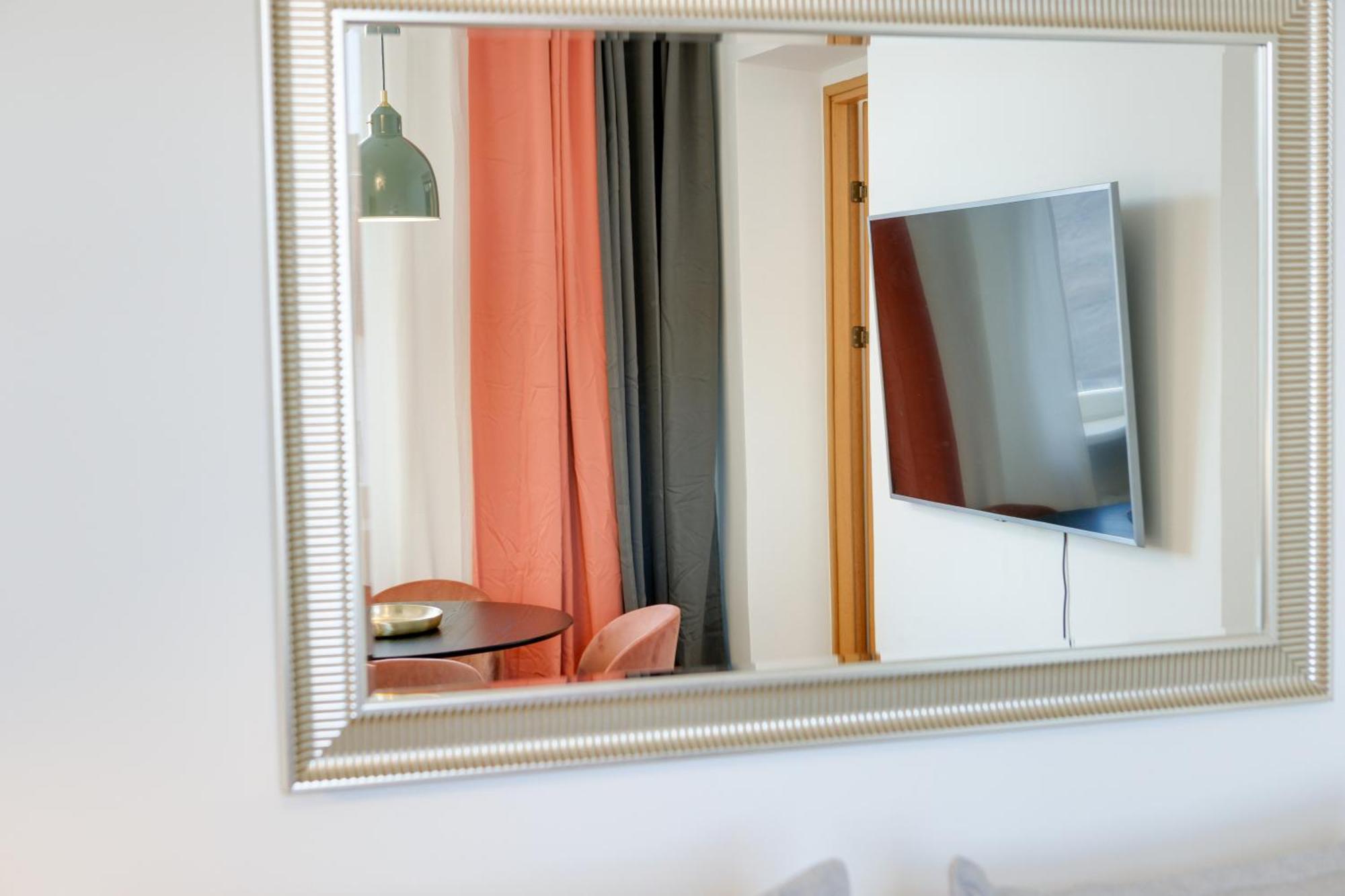 Tyzen39&38 Luxury Apartment Вилнюс Екстериор снимка