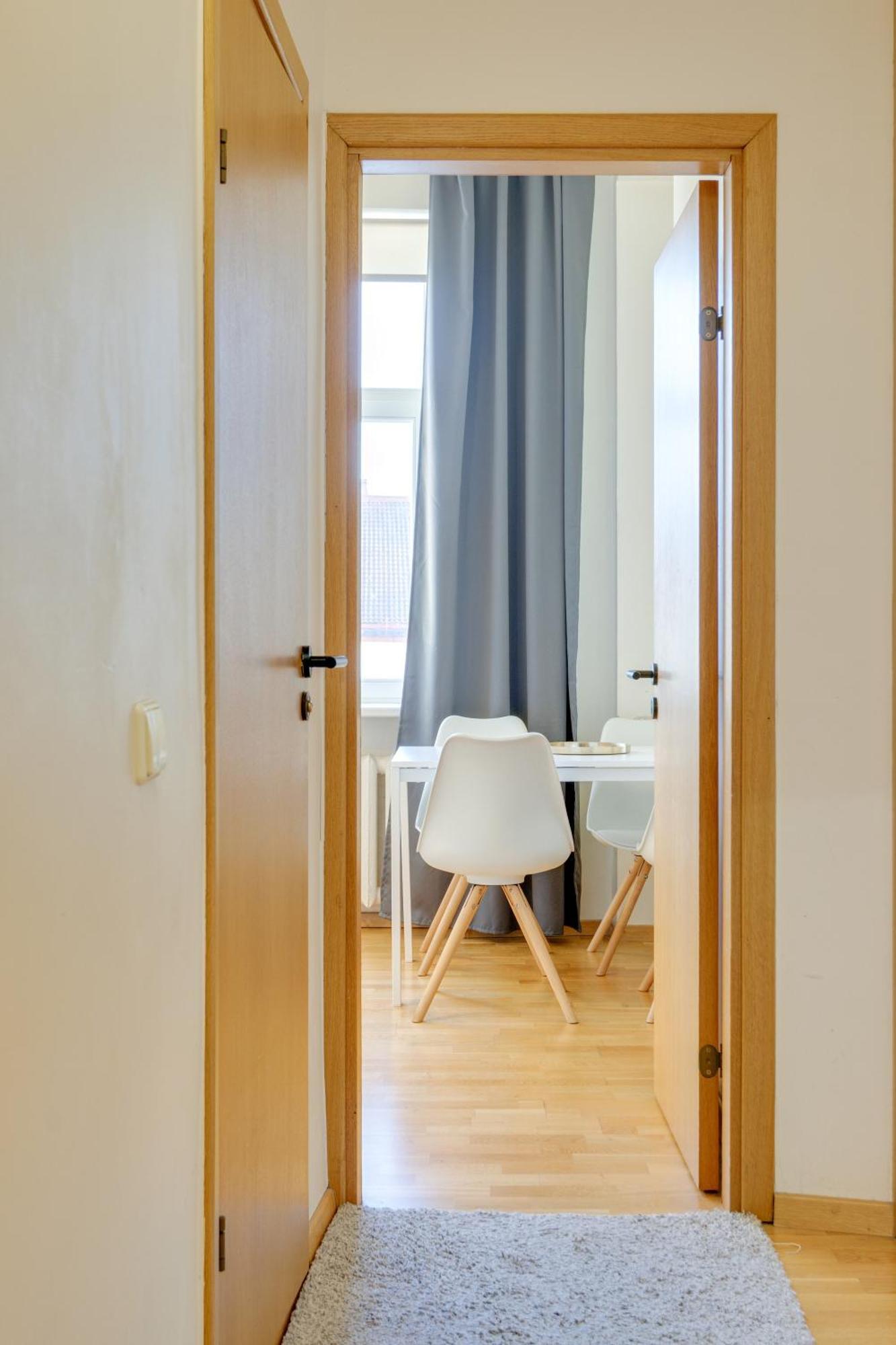 Tyzen39&38 Luxury Apartment Вилнюс Екстериор снимка