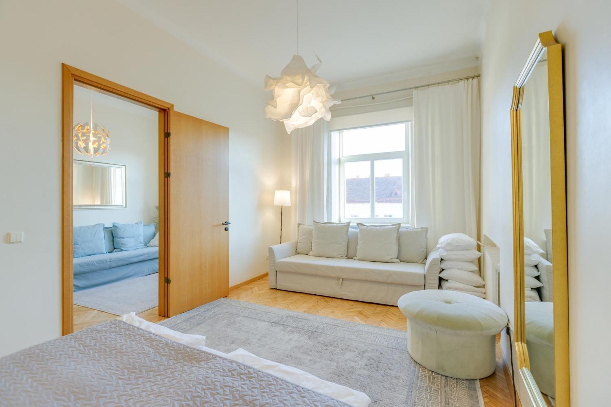 Tyzen39&38 Luxury Apartment Вилнюс Екстериор снимка